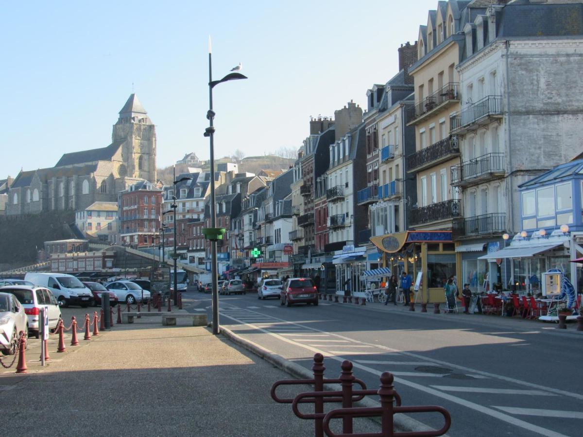 Entre Et Falaises * Le Treport